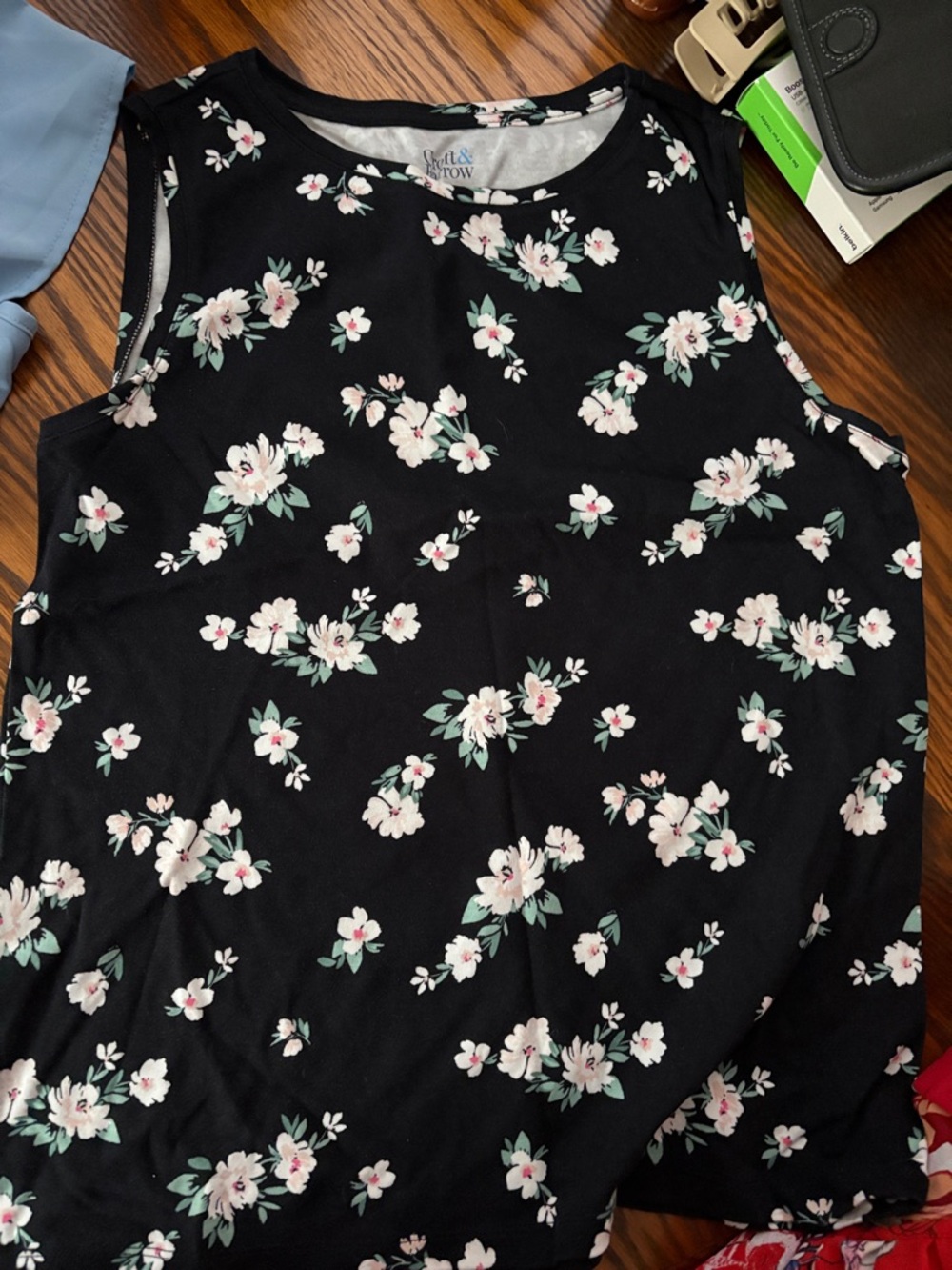 croft & barrow Black Floral Sleeveless Top